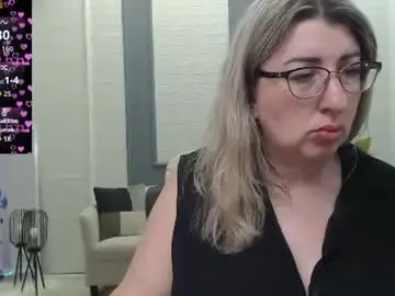 Helenenigma  live sex cam
