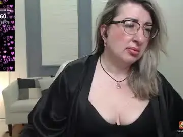 Helenenigma  live sex cam