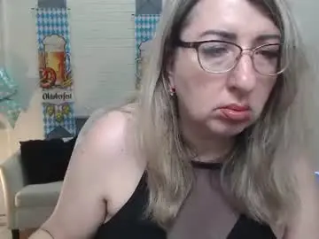 Helenenigma  live sex cam