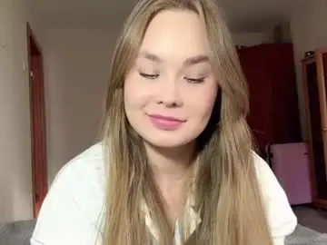 Ilenestutsman  live sex cam