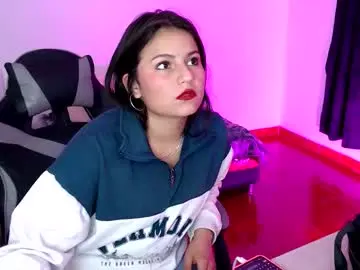 Nina__666  live sex cam