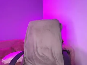 Noah_lorraine  live sex cam