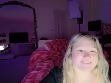 Piggyrose  live sex cam