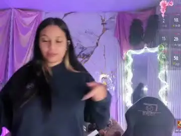 Candyy_tay1  live sex cam
