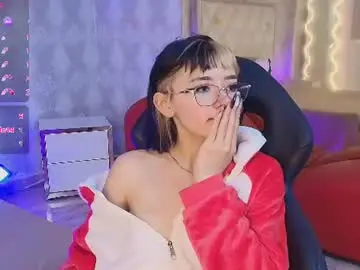 Cloee_tay1  live sex cam