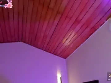 Ella__olmos  live sex cam