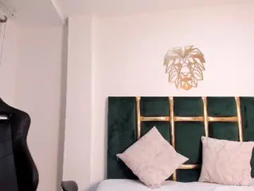 Emilyy_lopez  live sex cam