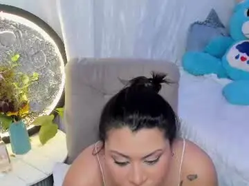 Hellenamazing  live sex cam