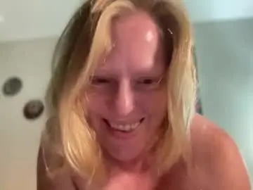 Jkat85  live sex cam