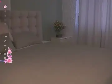 Luciennestpierre  live sex cam