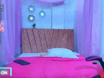 Mia__thomson_  live sex cam