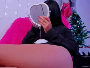 Sara_leenn  live sex cam