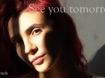 Zarahlynch  live sex cam