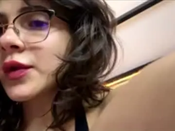 Zarahlynch  live sex cam