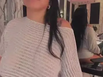 Adelinemoretti  live sex cam