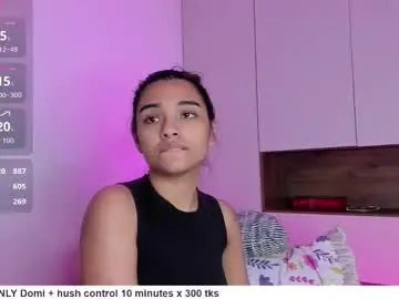 Annebull_  live sex cam