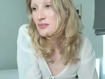 Creamraspberryy  live sex cam