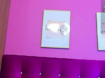 Curvyhomebebe  live sex cam