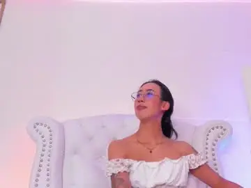 Gabypetit  live sex cam