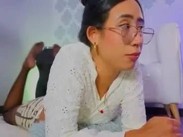 Gabypetit  live sex cam