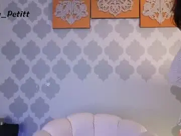 Gabypetit  live sex cam