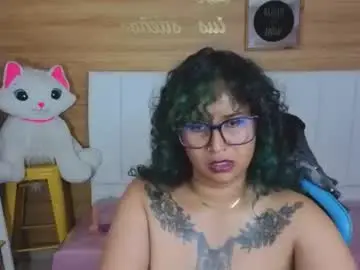 Holycow_girl_tp  live sex cam