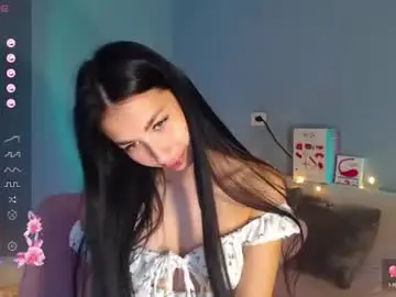 Karolina_hottie_  live sex cam