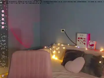 Karolina_hottie_  live sex cam