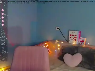 Karolina_hottie_  live sex cam