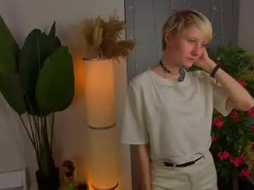 Katiebrimhall  live sex cam