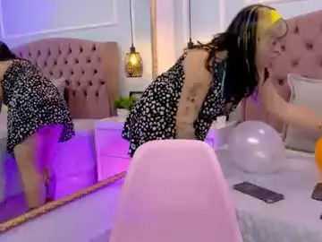 Luanaevans  live sex cam