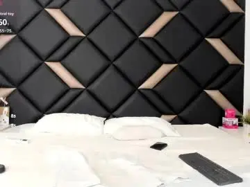 Melisakovacs  live sex cam