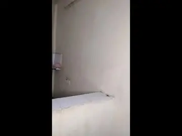 Nnytyra51  live sex cam