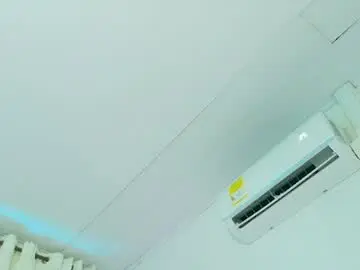 Renatapeach  live sex cam