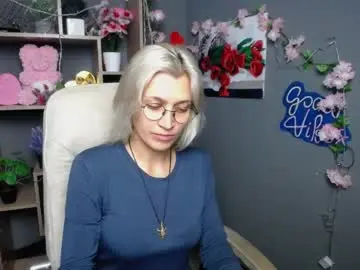 Rubydaviss  live sex cam