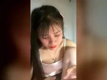 Skie1111  live sex cam