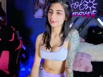 Solbeaumont  live sex cam