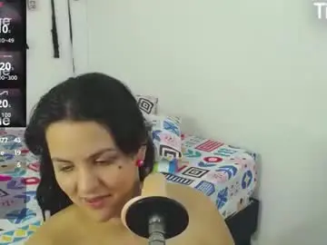 Zaraluxx  live sex cam