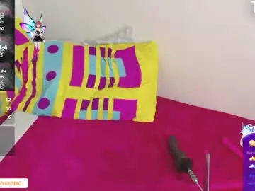 Zaraluxx  live sex cam