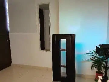 Zhara_11  live sex cam