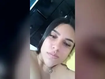 Damnhot2611  live sex cam