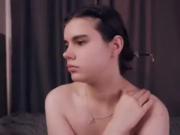 Deliciamancinelli  live sex cam