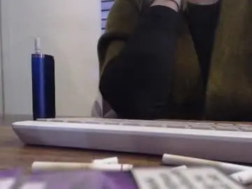 Ellawhisper  live sex cam