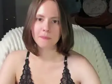 Likamil0ika  live sex cam