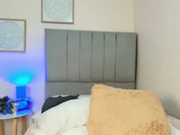 Mary_cute9  live sex cam