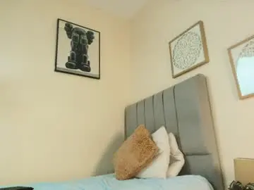 Mary_cute9  live sex cam