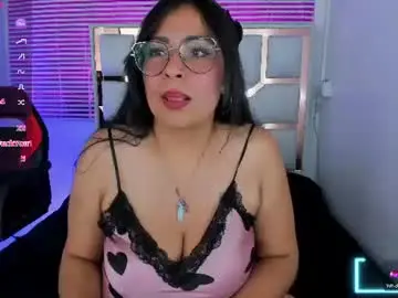 Milf_vero  live sex cam