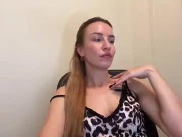 Nyxelia_  live sex cam