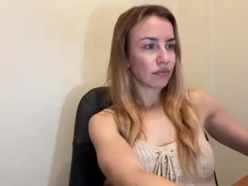 Nyxelia_  live sex cam