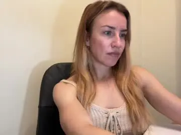 Nyxelia_  live sex cam